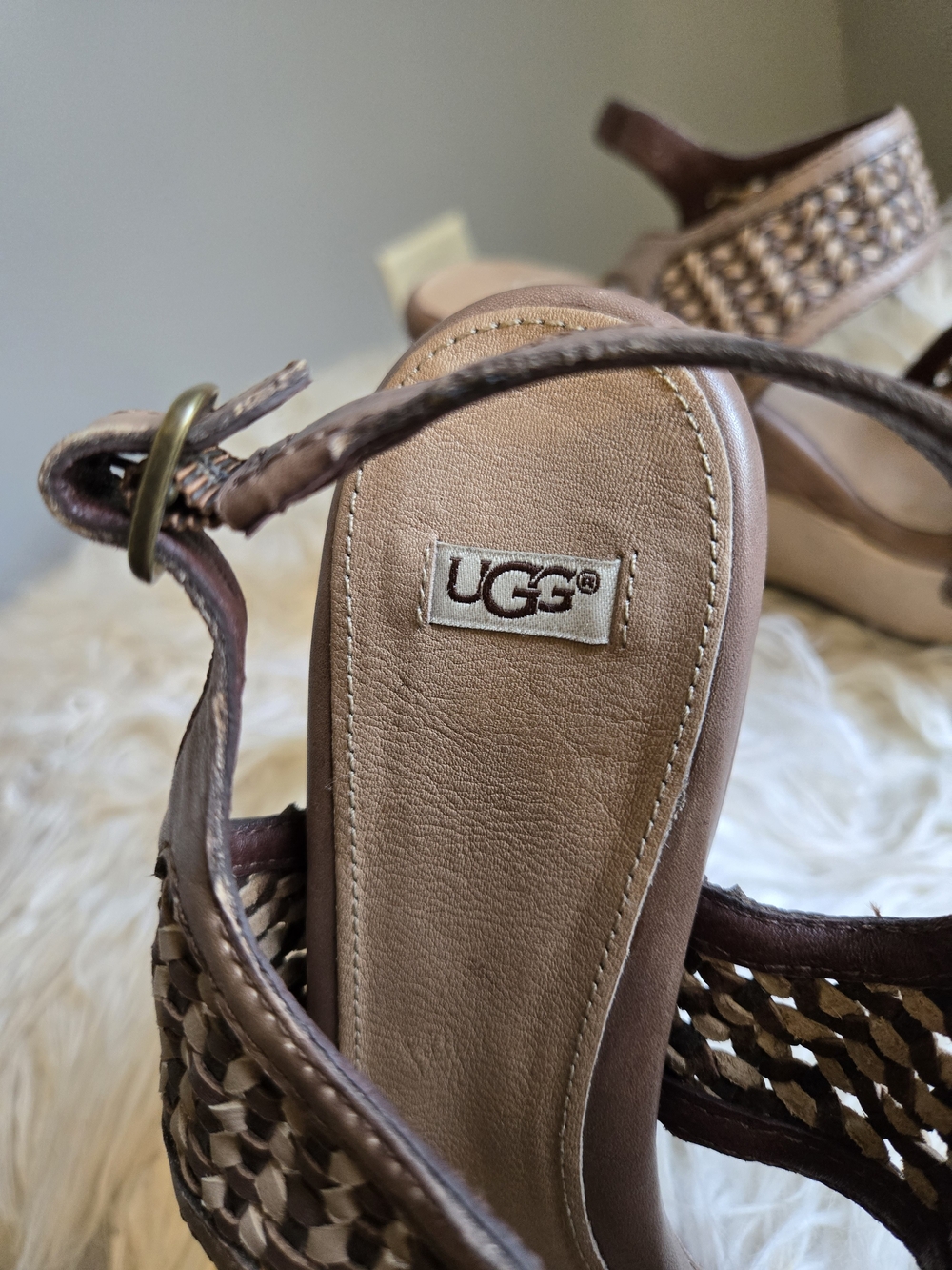 UGG Woven Strap Brown Platform Sandals - Women's - Picture 5 of 6